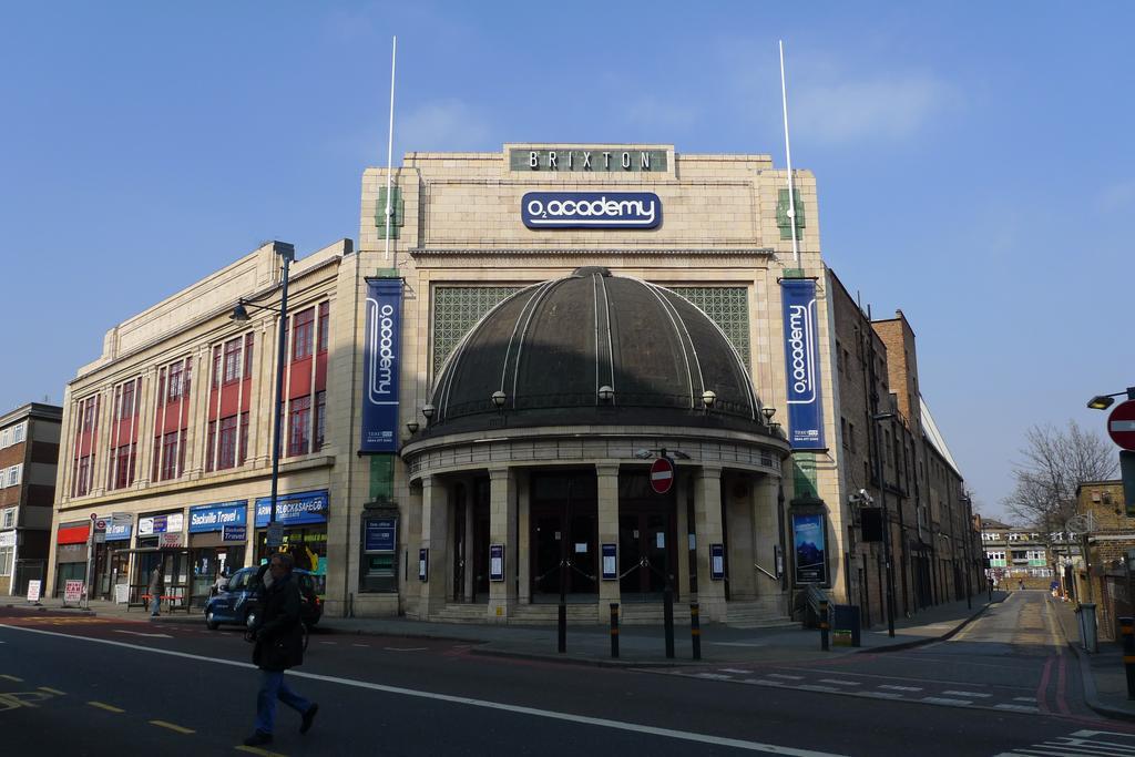 Clapham South Dudley Hotel London Exterior photo