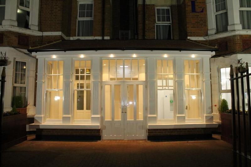 Clapham South Dudley Hotel London Exterior photo